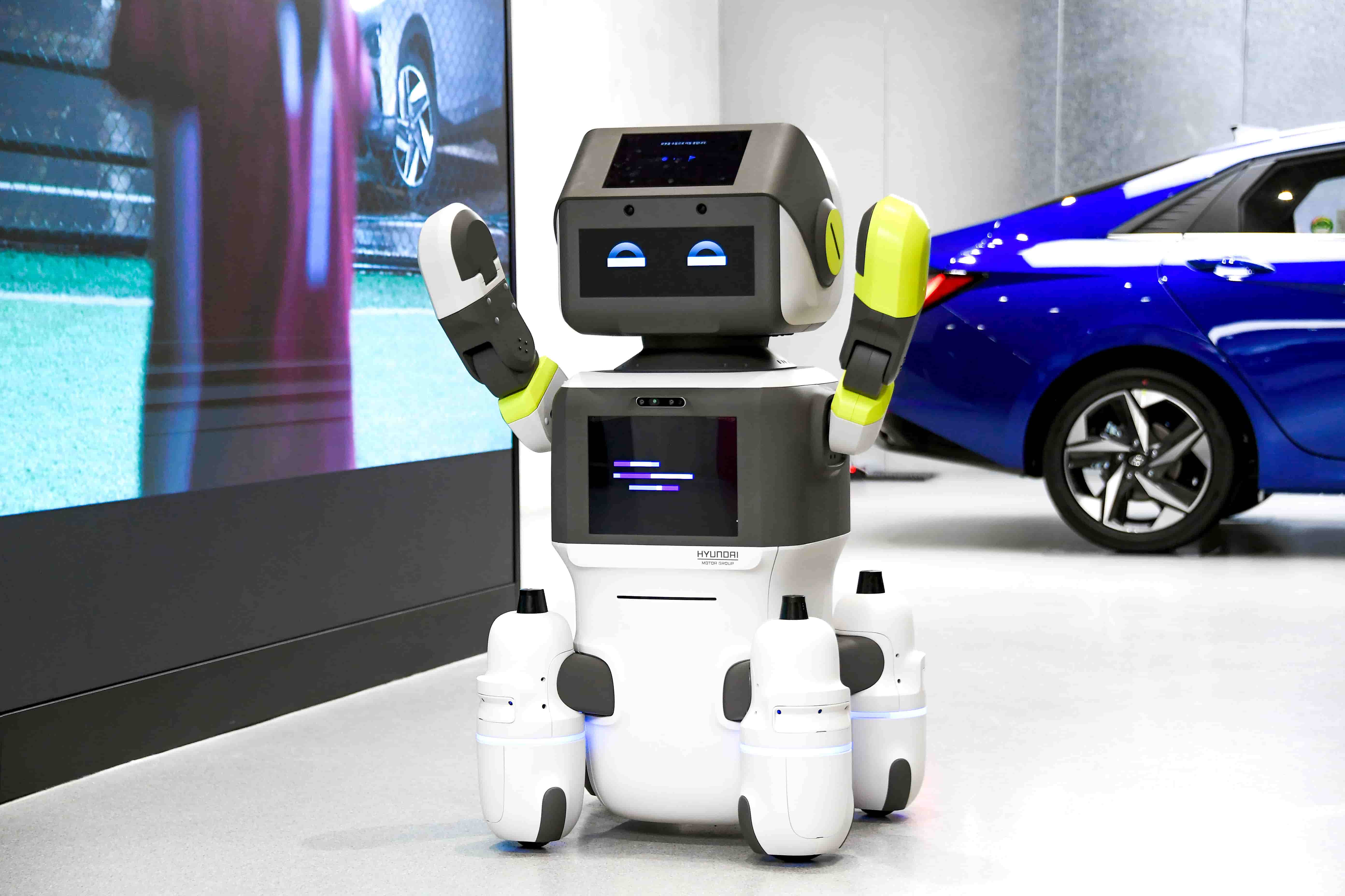 Hyundai Motor Group Introduces Advanced Humanoid Robot ‘DAL-e’ for Automated Customer Services